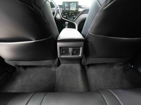 Used 2022 Toyota Camry XSE w/ Navigation Upgrade Package FWD image 22