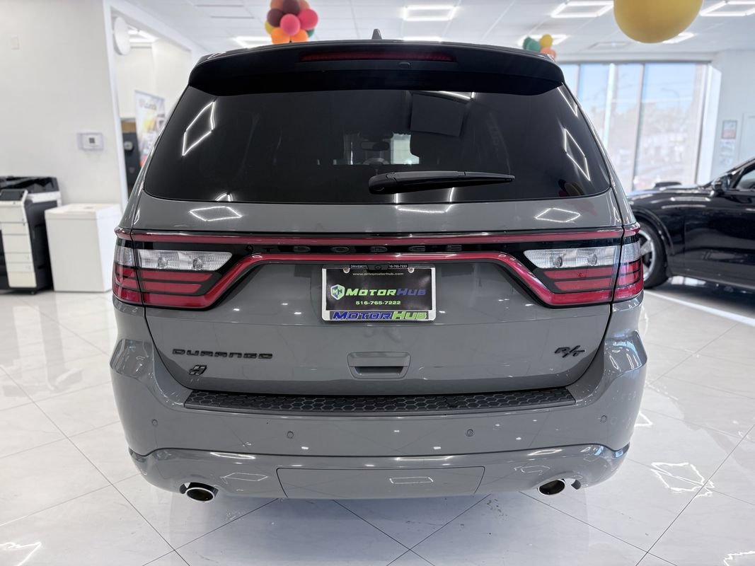 Used 2021 Dodge Durango R/T w/ Blacktop Package AWD/4WD image 11