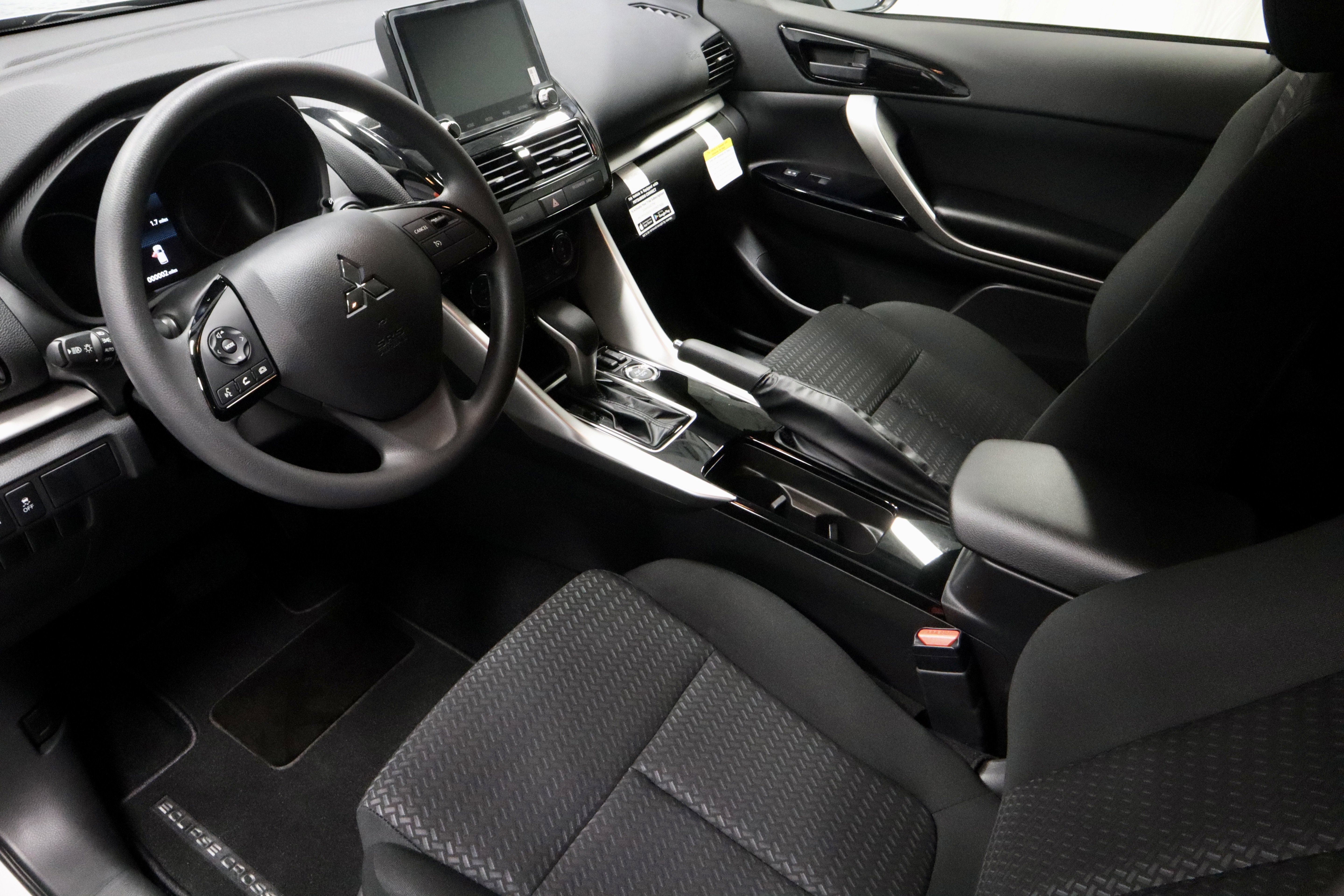 New 2026 Mitsubishi Eclipse Cross LE AWD/4WD image 17