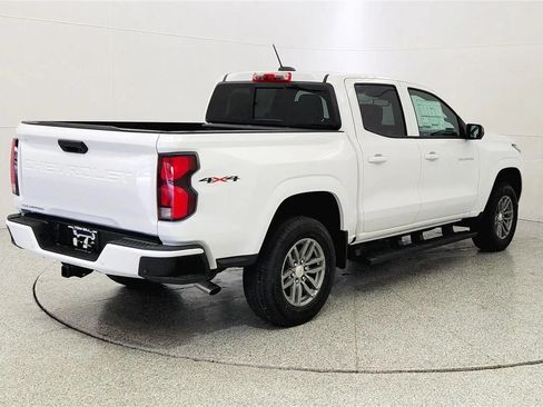 New 2026 Chevrolet Colorado LT w/ LT Convenience Package AWD/4WD image 7