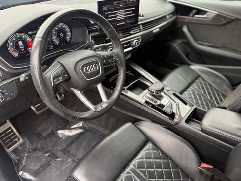 Used 2021 Audi S4 Premium Plus w/ Premium Plus Package image 4