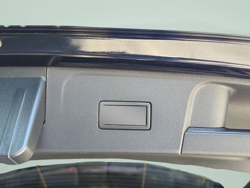 New 2026 Volkswagen Atlas SEL Premium R-Line AWD/4WD image 10