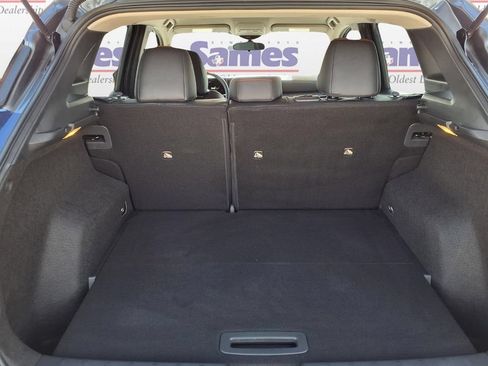 Used 2025 Nissan Kicks SR FWD image 10
