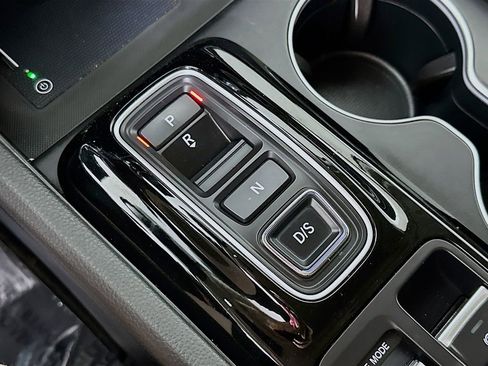 Used 2023 Honda Pilot Touring image 34