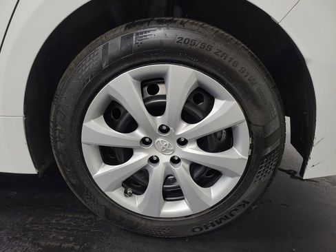 Used 2022 Toyota Corolla LE FWD image 10
