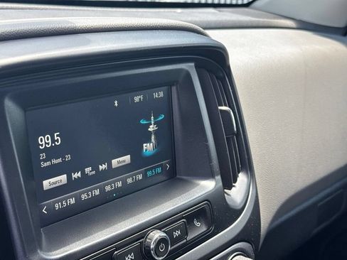 Used 2017 Chevrolet Colorado W/T w/ WT Convenience Package RWD image 9