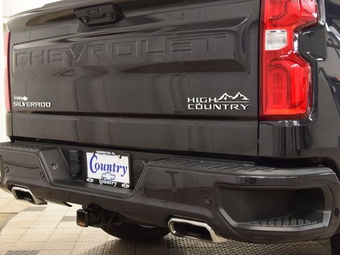 Used 2022 Chevrolet Silverado 1500 High Country w/ High Country Premium Package image 22