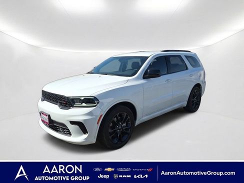 Used 2025 Dodge Durango GT w/ Blacktop Package RWD image 1