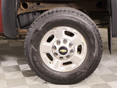 Used 2013 Chevrolet Silverado 2500 LT w/ Suspension Package, Off-Road image 16