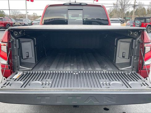 Used 2024 Nissan Titan Platinum Reserve w/ Moonroof Package image 19