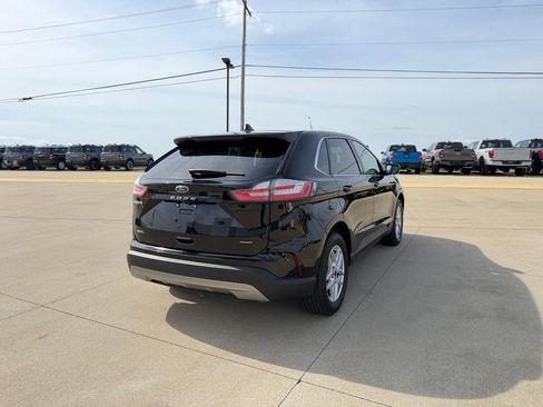 Certified 2023 Ford Edge SEL AWD/4WD image 5