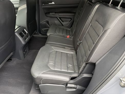 Used 2020 Volkswagen Atlas Cross Sport SEL Premium image 22