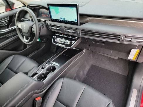 New 2026 Lincoln Corsair Grand Touring AWD/4WD image 24