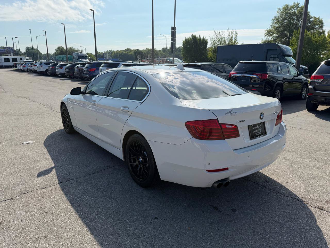 Used 2016 BMW 528i xDrive Sedan AWD/4WD image 7