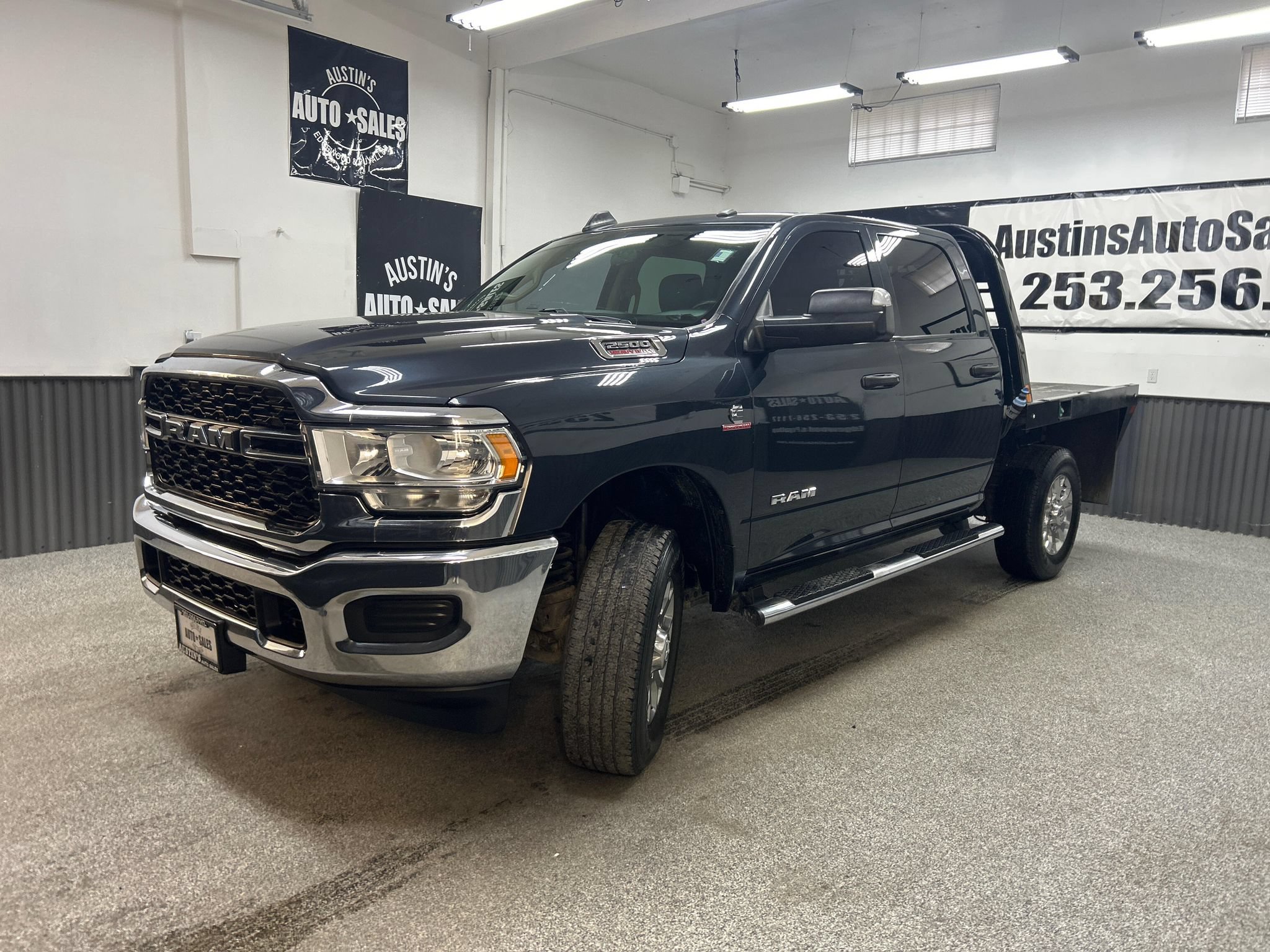 Used 2020 RAM 2500 Tradesman AWD/4WD image 3