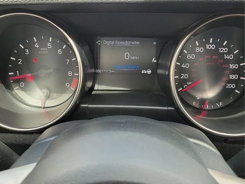 Used 2016 Ford Mustang Shelby GT350 w/ Technology Package RWD image 22