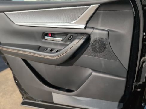 New 2026 MAZDA CX-90 Plug-In Hybrid w/ Preferred image 16