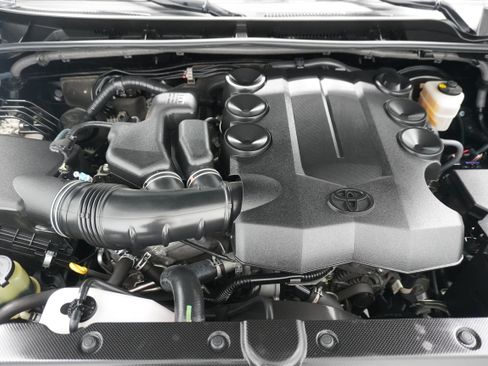 Used 2016 Toyota 4Runner Limited RWD image 33