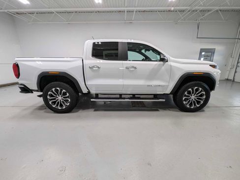 Certified 2023 GMC Canyon Denali image 7