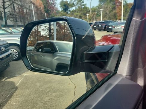 Used 2025 Toyota Tundra Limited image 13