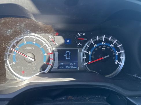 Used 2019 Toyota 4Runner TRD Off-Road Premium image 12