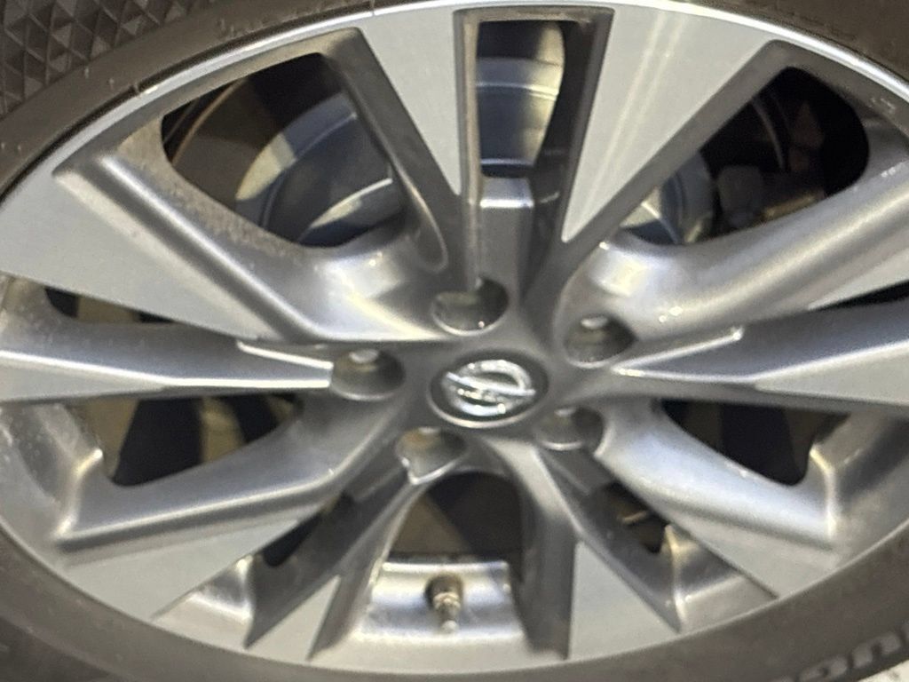 Used 2017 Nissan Murano SL w/ SL Technology Package AWD/4WD image 17