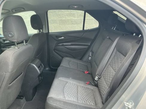 Used 2019 Chevrolet Equinox LT FWD image 26