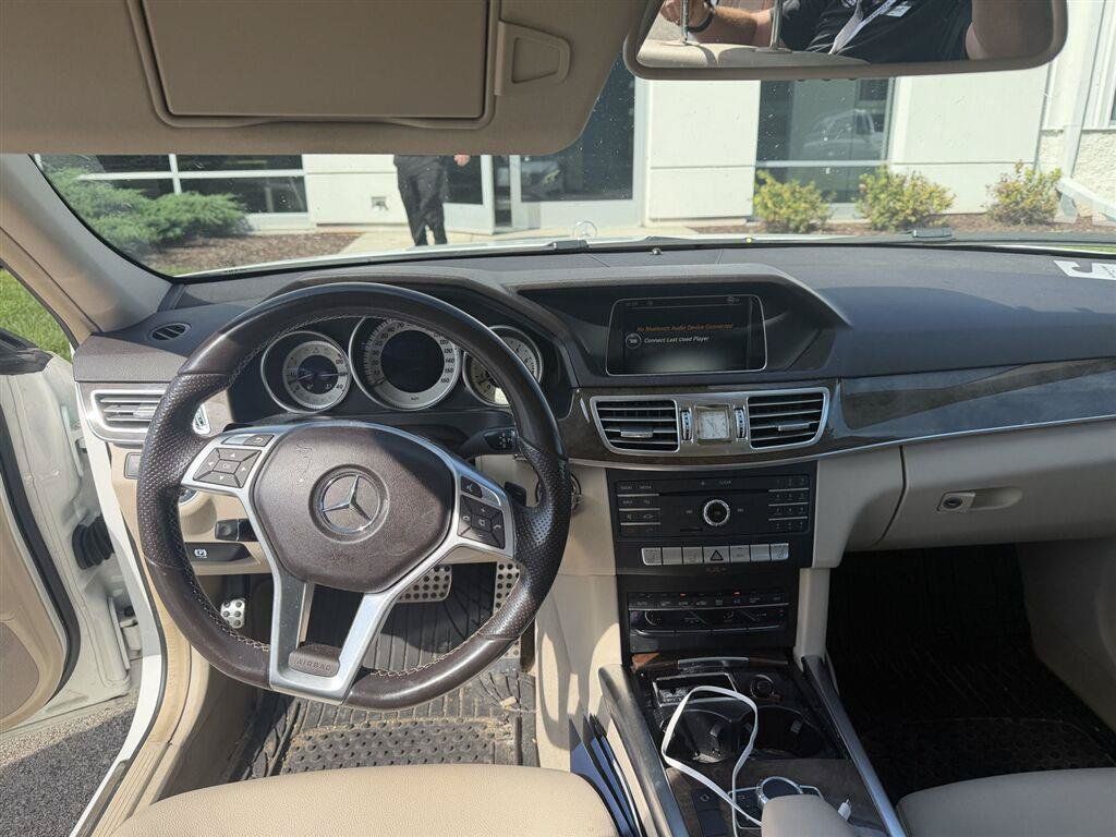 Used 2016 Mercedes-Benz E 350 4MATIC Wagon image 5