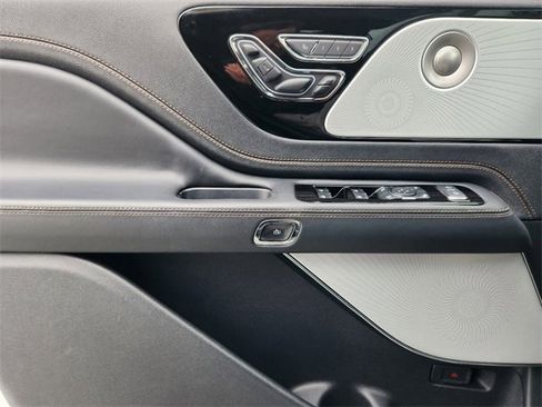 New 2025 Lincoln Aviator Black Label image 22