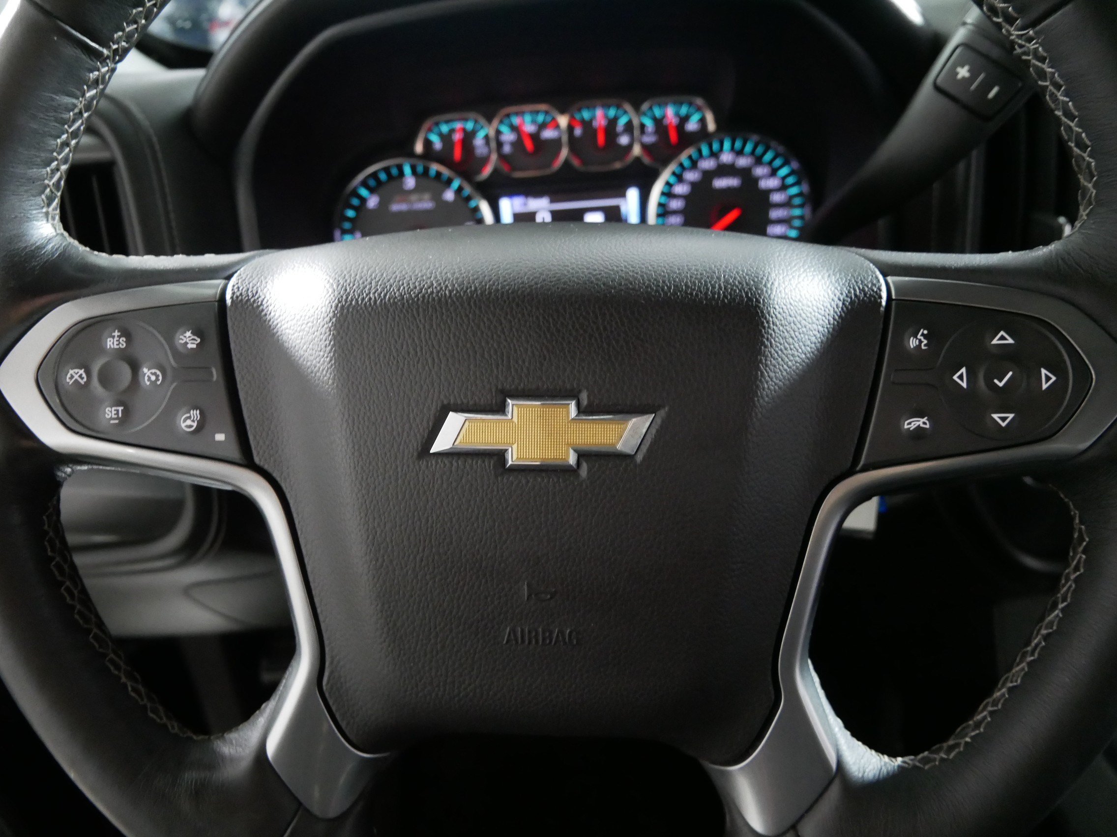 Certified 2017 Chevrolet Silverado 1500 LTZ Z71 w/ LTZ Plus Package AWD/4WD image 25