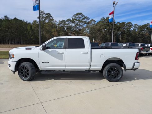 Used 2024 RAM 2500 Big Horn w/ Night Edition image 5