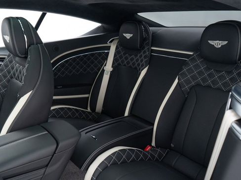 Used 2024 Bentley Continental GT Speed image 20