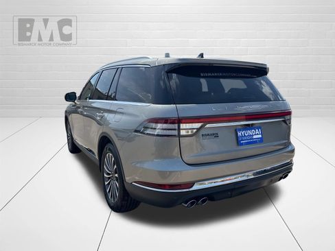 Used 2023 Lincoln Aviator Reserve w/ Equipment Group 201A AWD/4WD image 4