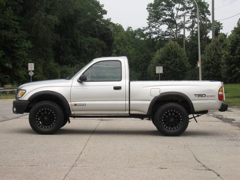 Used 2002 Toyota Tacoma 2WD Regular Cab image 6