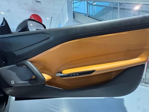 Used 2018 Ferrari GTC4Lusso T image 30