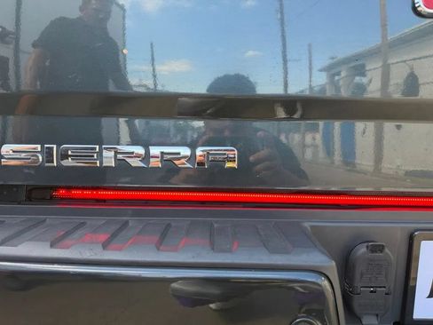 Used 2018 GMC Sierra 1500 Denali AWD/4WD image 49