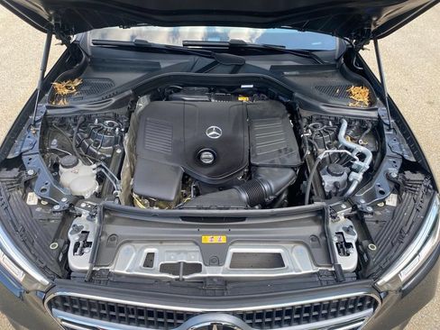 Used 2026 Mercedes-Benz GLC 300 4MATIC image 21