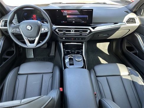 Used 2023 BMW 330i 330i image 2