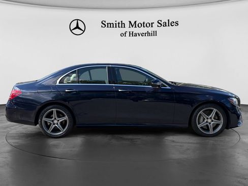 Used 2017 Mercedes-Benz E 300 4MATIC image 6