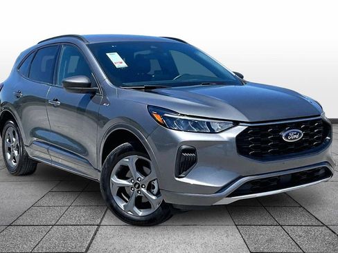 Used 2024 Ford Escape ST-Line AWD/4WD image 2