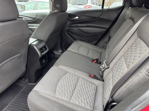 Used 2019 Chevrolet Equinox LT image 6