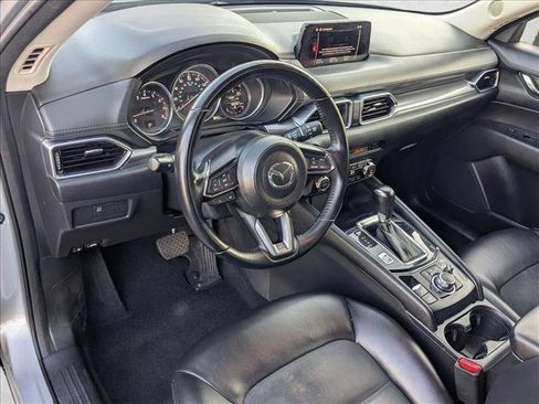 Used 2017 MAZDA CX-5 Touring image 10