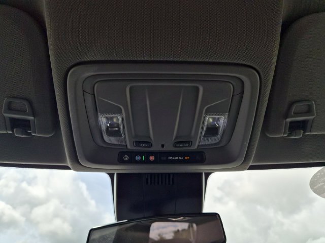 Used 2024 Chevrolet Silverado 1500 LT AWD/4WD image 29