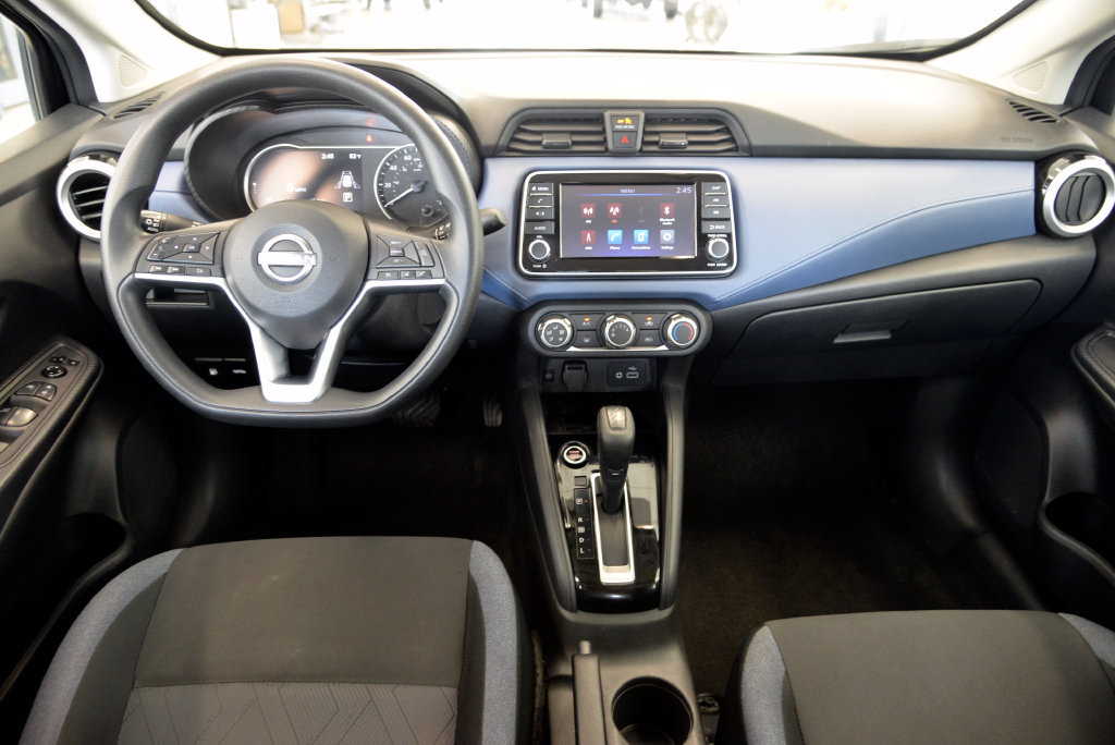 Used 2023 Nissan Versa SV FWD image 17