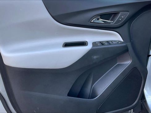 Certified 2023 Chevrolet Equinox LS image 22