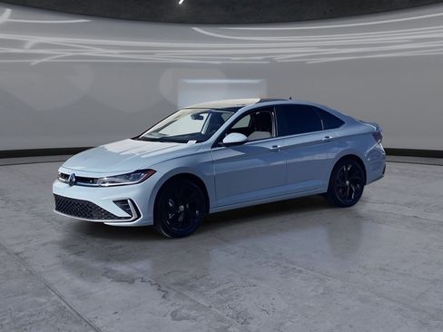 New 2026 Volkswagen Jetta SE image 3