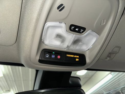 Certified 2023 Buick Encore GX Select w/ Sport Touring Package image 17