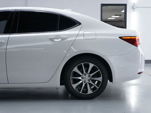 Used 2016 Acura TLX image 34
