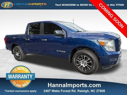 Used 2021 Nissan Titan SV w/ SV Convenience Package