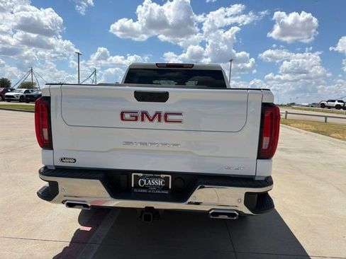 Used 2026 GMC Sierra 1500 SLT w/ SLT Premium Package AWD/4WD image 11